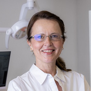 Dr. Sandra Stojanovic